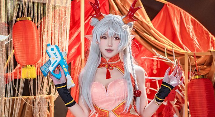 阿包也是兔娘cos新春贺图龙妹鉴赏