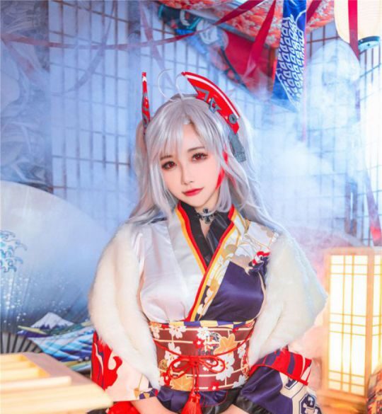 Momoko葵葵cos作品鉴赏，个人资料简介