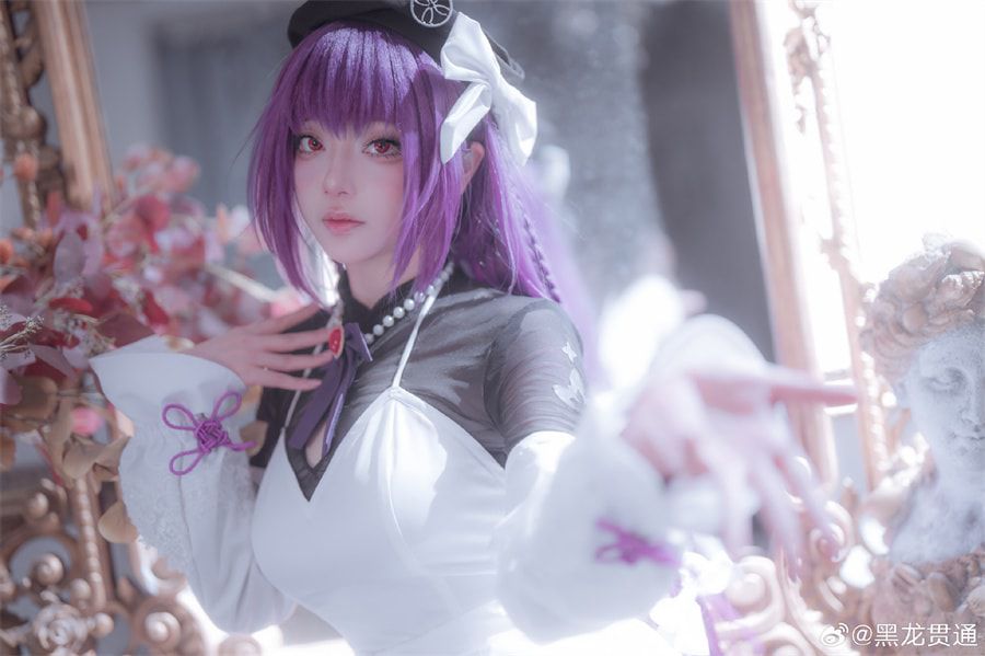 黑龙贯通cos斯卡哈·斯卡蒂作品鉴赏，炫酷的魔法秀！